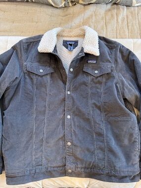 Patagonia Gray Corduroy Fleece-Lined Trucker Jacket XL EUC